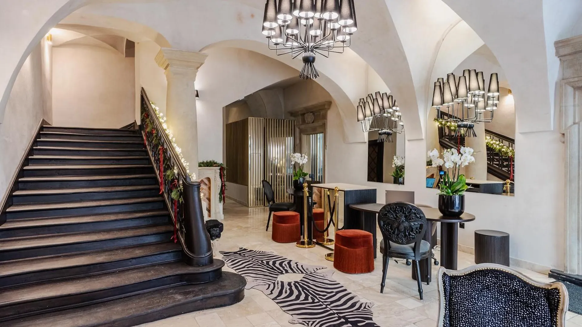 Hotel Unicus Palace Old Town - Destigo Hotels location