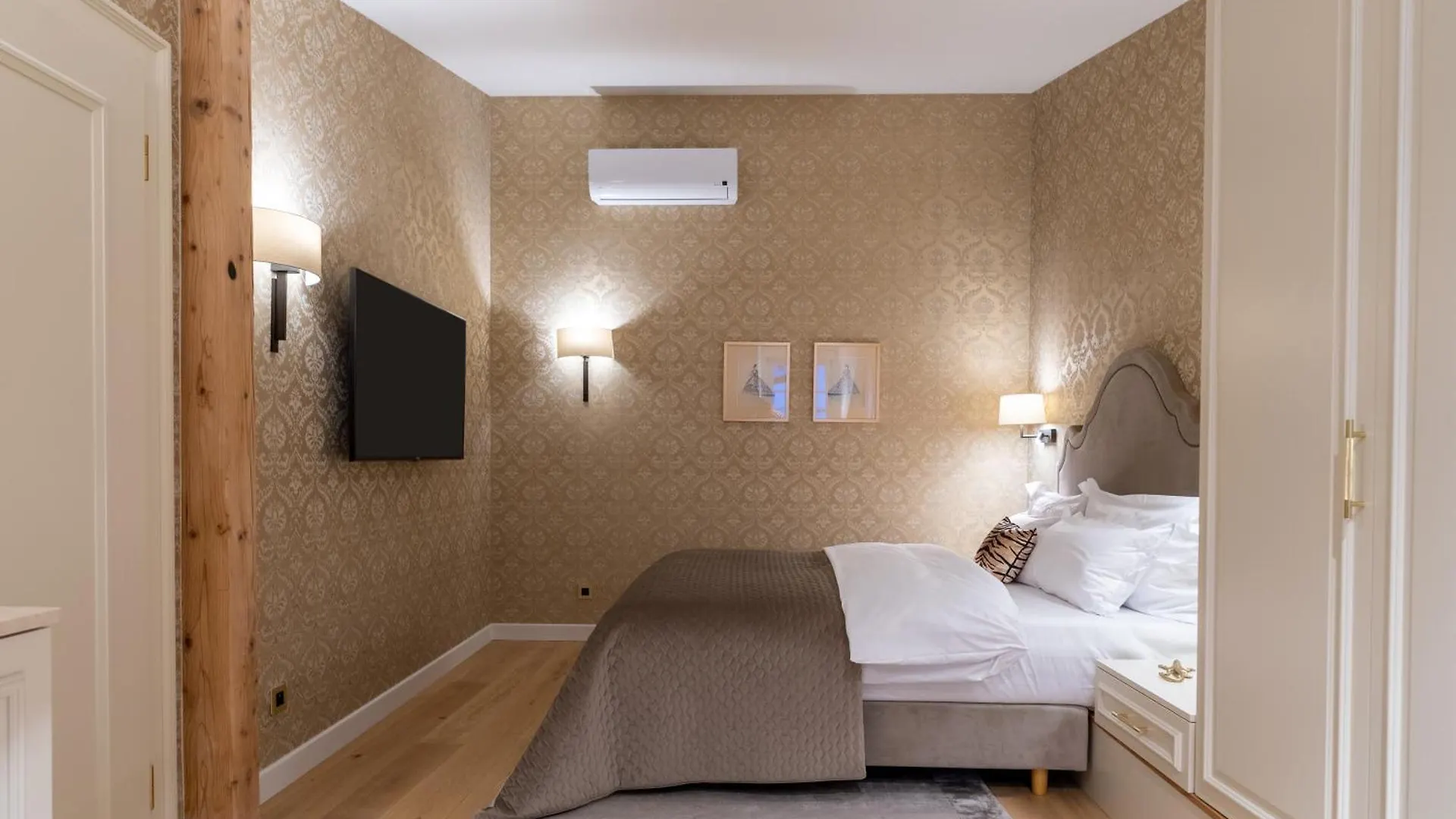Hotel Unicus Palace Old Town - Destigo Hotels 크라쿠프